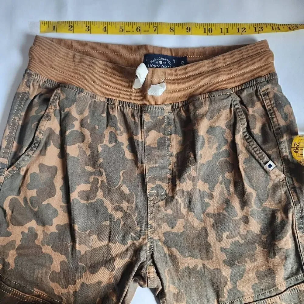 Lucky Brand Boys Cargo Pants Camouflage Size Large NWOT A9